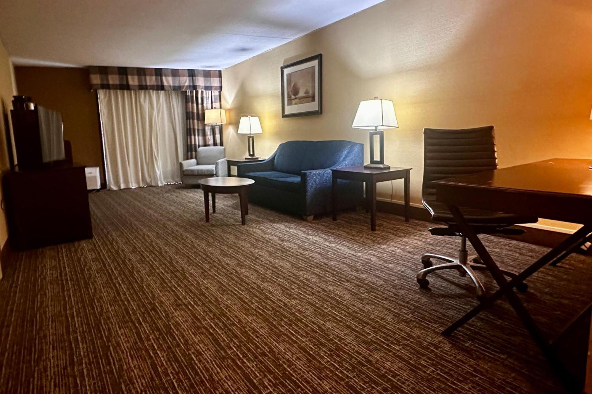 Red Lion Hotel Harrisburg Hershey Екстер'єр фото